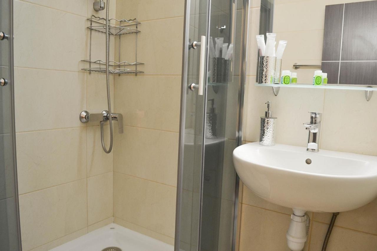 Centrroomkiev Luaran gambar