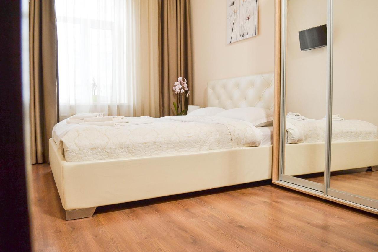 Centrroomkiev Luaran gambar