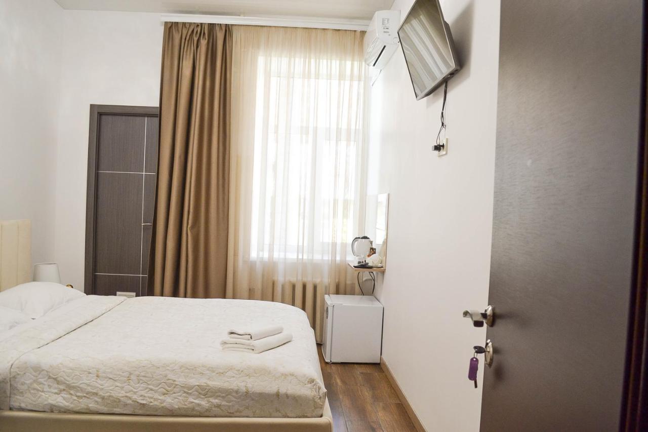 Centrroomkiev Luaran gambar